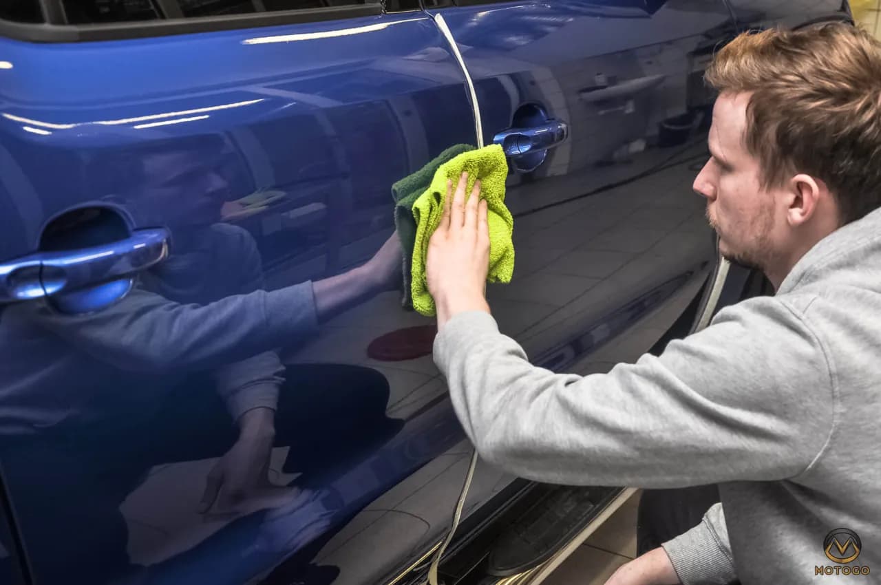 Jak polerować lakier samochodowy? Kompleksowy przewodnik DIY